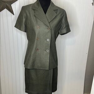 Elegant Olive Green Women's Skirt Suit Size 8